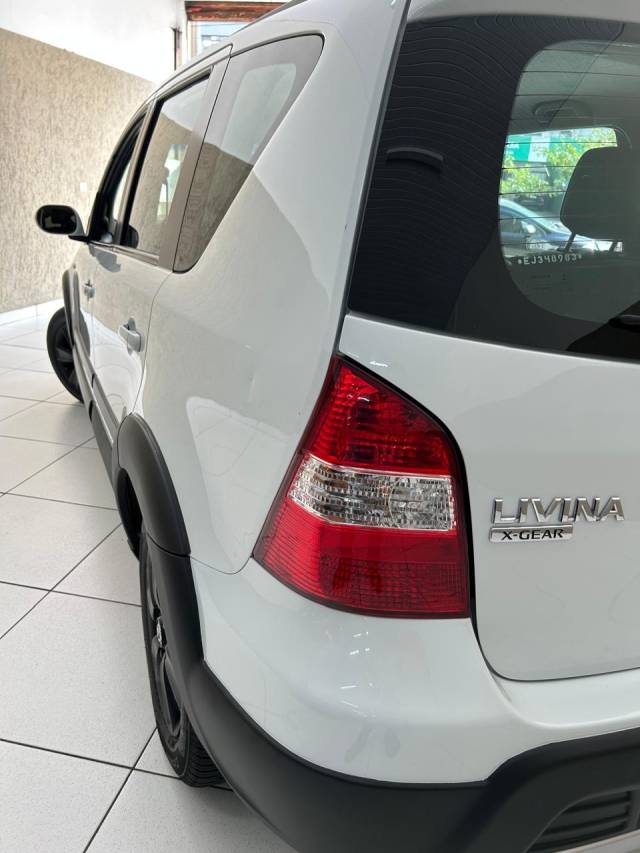 LIVINA X-GEAR 1.8 SL AUT. - 2014/2014 - BRANCO 8