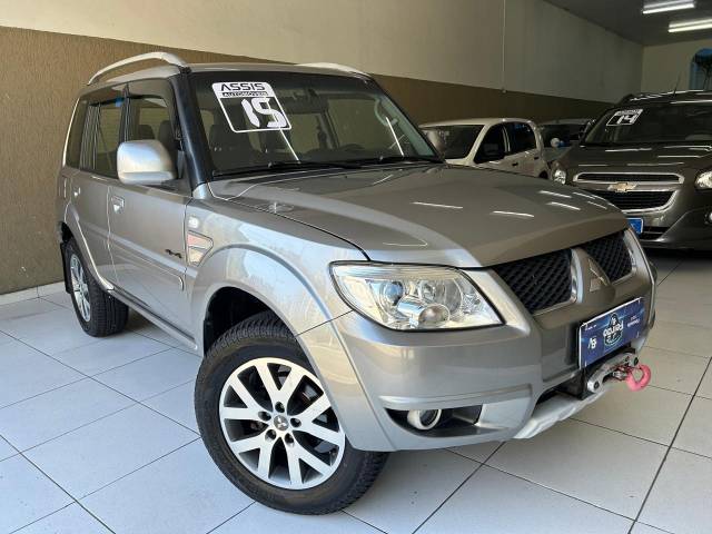 PAJERO TR4 2.0 FLEX 4X4 AUT. - 2014/2015 - PRATA 10