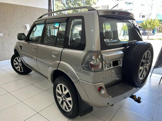 PAJERO TR4 2.0 FLEX 4X4 AUT. - 2014/2015 - PRATA 12