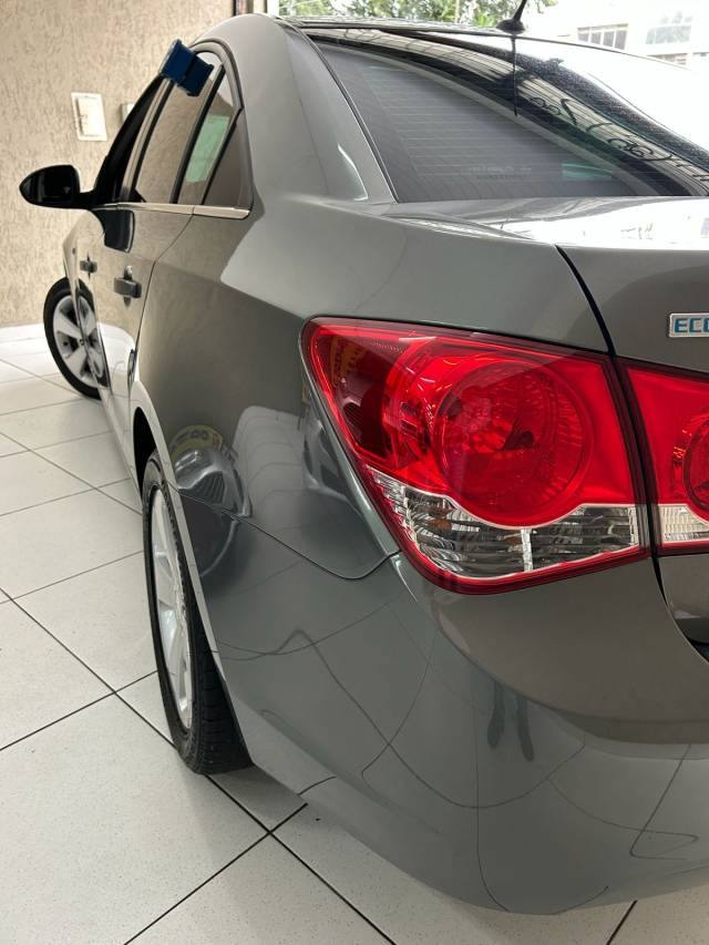 CRUZE LT 1.8 AUTOMÁTICO - 2013/2013 - CINZA 8