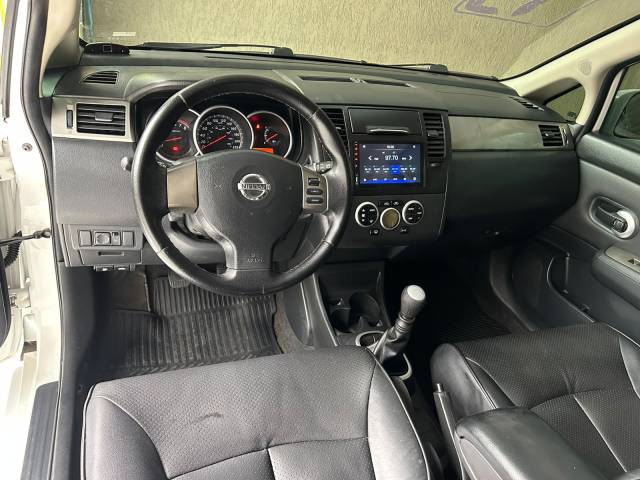 TIIDA SL 1.8 FLEX MANUAL - 2012/2013 - BRANCO 4