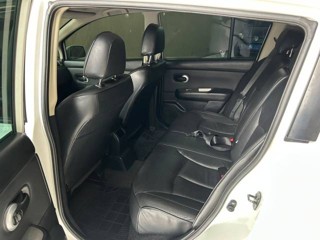 TIIDA SL 1.8 FLEX MANUAL - 2012/2013 - BRANCO 20