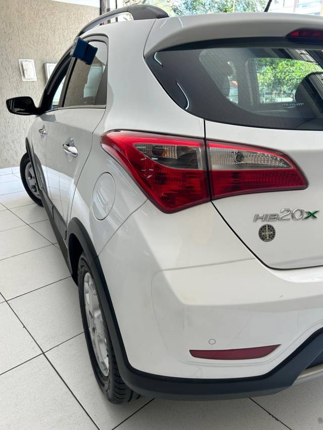 HB20X PREMIUM 1.6 FLEX AUT. - 2015/2015 - BRANCO 20