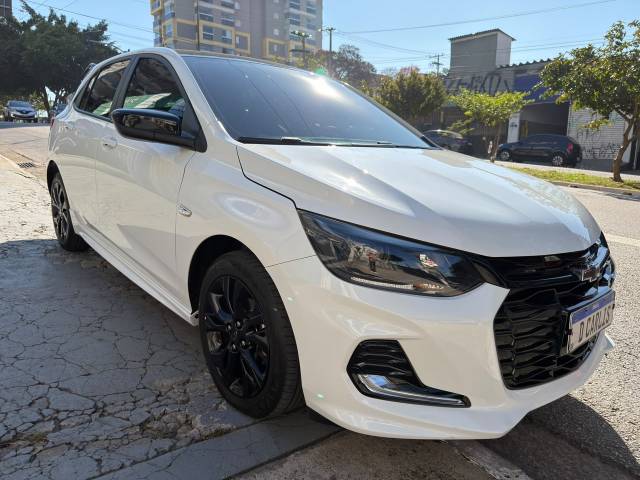 ONIX RS 1.0 TURBO FLEX - 2021/2022 - BRANCA 2
