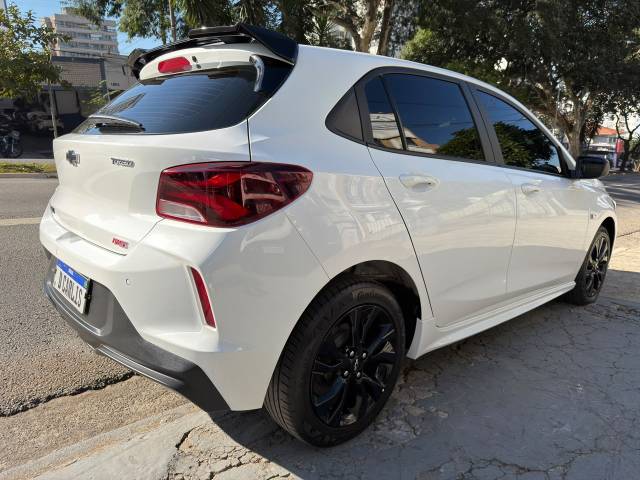 ONIX RS 1.0 TURBO FLEX - 2021/2022 - BRANCA 6