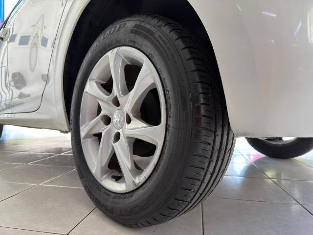 PEUGEOT 208 1.6 ACTIVE PACK - 2014/2015 - BRANCA 16