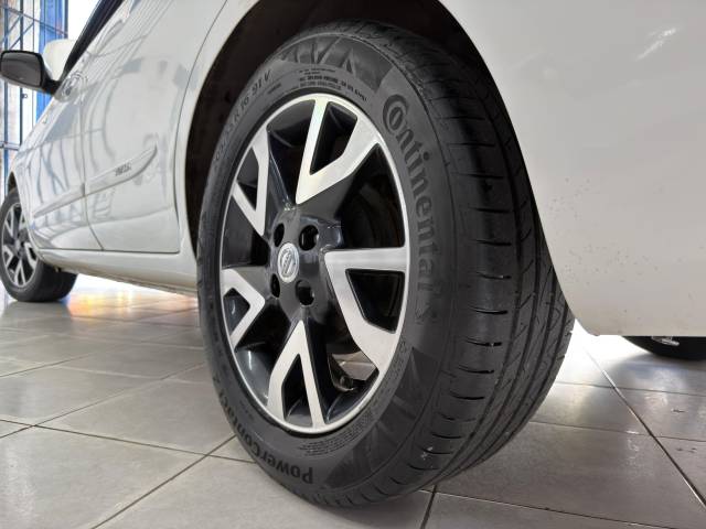 VERSA UNIQUE 1.6 CVT - 2016/2017 - BRANCA 16