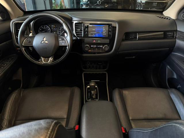 OUTLANDER 3.0 GT BLINDADA - 2016/2017 - PRATA 24