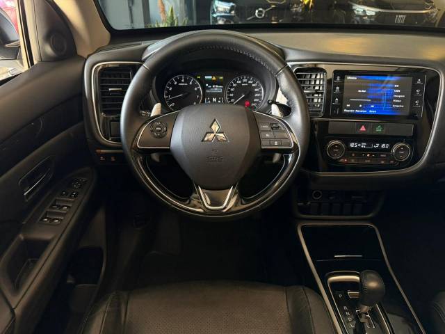 OUTLANDER 3.0 GT BLINDADA - 2016/2017 - PRATA 28
