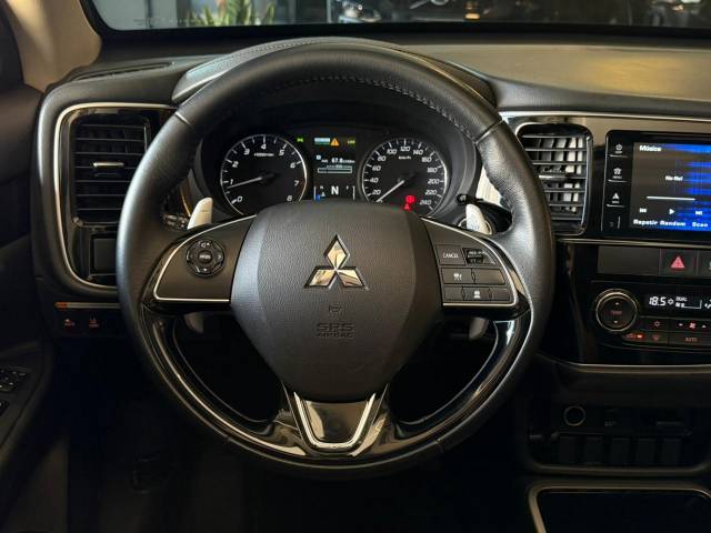 OUTLANDER 3.0 GT BLINDADA - 2016/2017 - PRATA 30