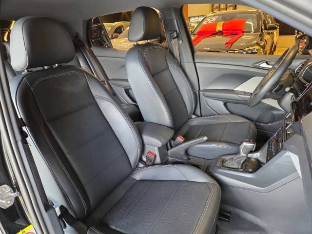 T-CROSS 1.4 250 TSI HIGH - 2022/2022 - PRETO 32