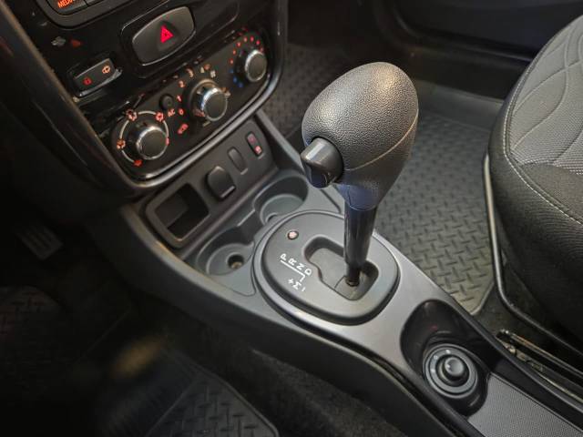 DUSTER 2.0 D 4X2A - 2015/2015 - PRATA 32