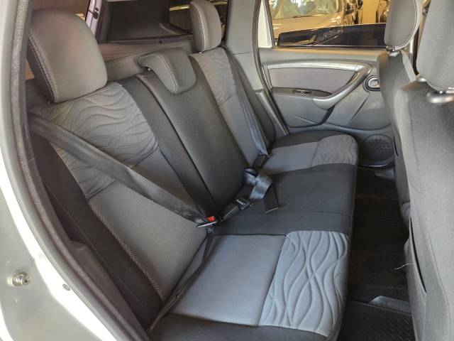 DUSTER 2.0 D 4X2A - 2015/2015 - PRATA 26