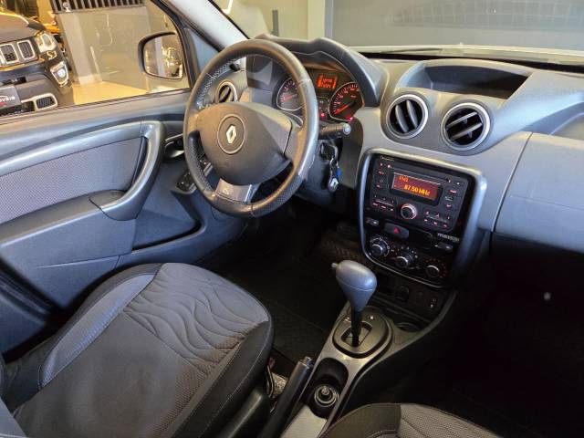 DUSTER 2.0 D 4X2A - 2015/2015 - PRATA 28
