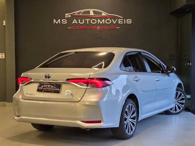 COROLLA APREMIUMH - 2022/2023 - PRATA 26