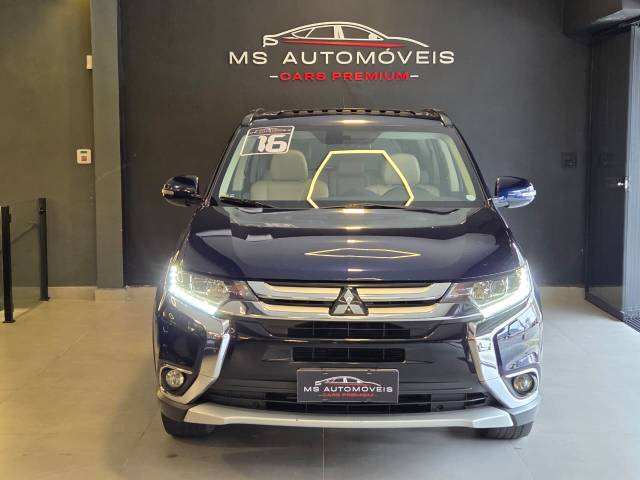OUTLANDER 3.0 GT - 2015/2016 - AZUL 4
