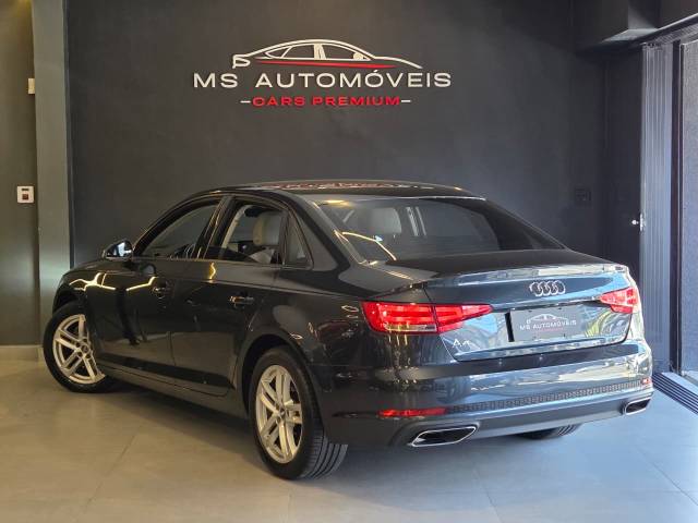 A4 2.0 TFSI - 2019/2019 - CINZA 24