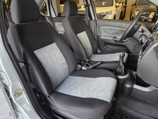 FIESTA SEDAN FLEX - 2010/2010 - PRATA 28