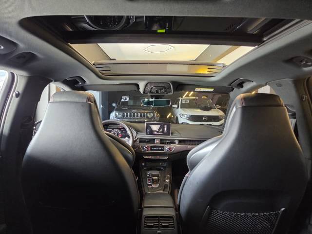 RS4 AV 2.9 TFSI - 2019/2019 - PRETO 28