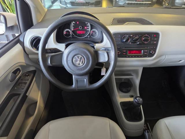 UP 1.0T TSI MOVE MB - 2015/2016 - BRANCO 18