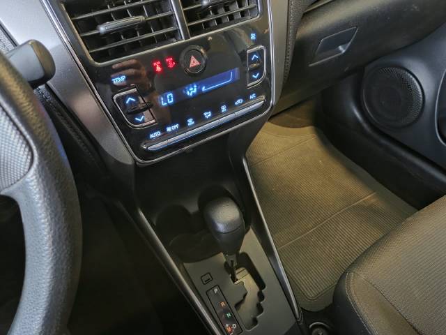 YARIS SA XL 1.5 - 2024/2025 - PRETO 6
