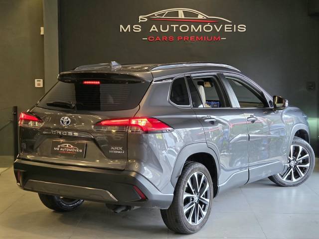 COROLLA CROSS XRX HYBRID - 2022/2023 - CINZA 18