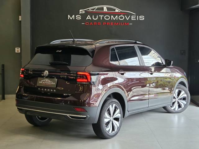 T CROSS TSI ADA - 2020/2021 - VERMELHA 18